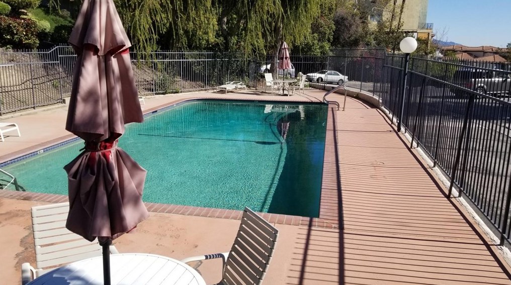 15612 Hillview Ln #3, San Fernando, CA 91344