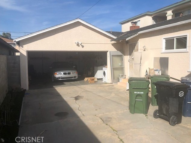 4055 W 141st St, Hawthorne, CA 90250