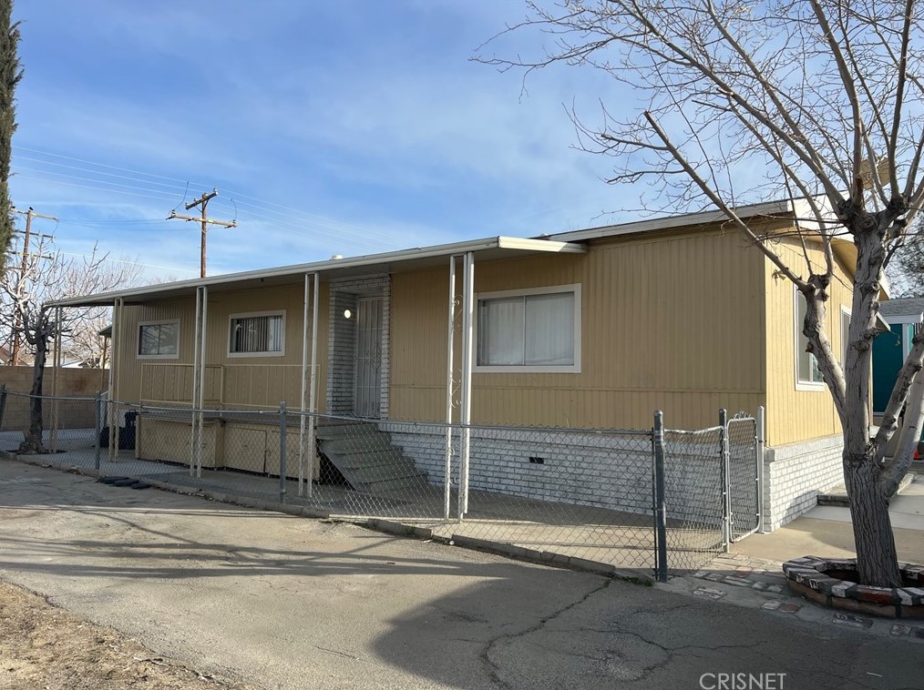 1449 E Avenue I #a22, Lancaster, CA 93535