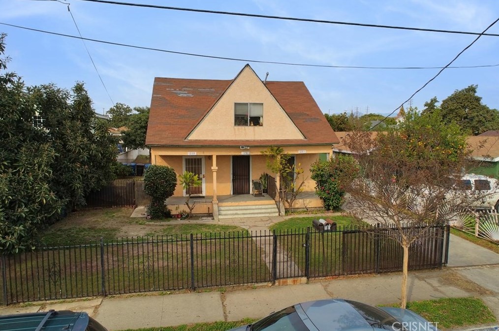 1229 46th St, Los Angeles, CA 90011-3728