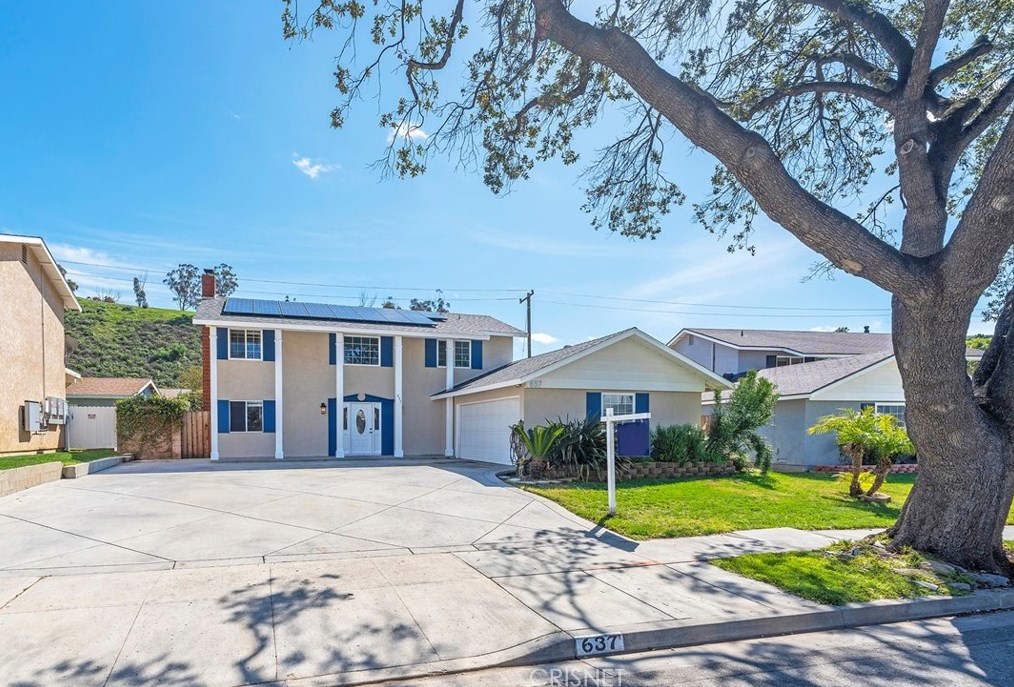 637 Talbert Ave, Simi Valley, CA 93065