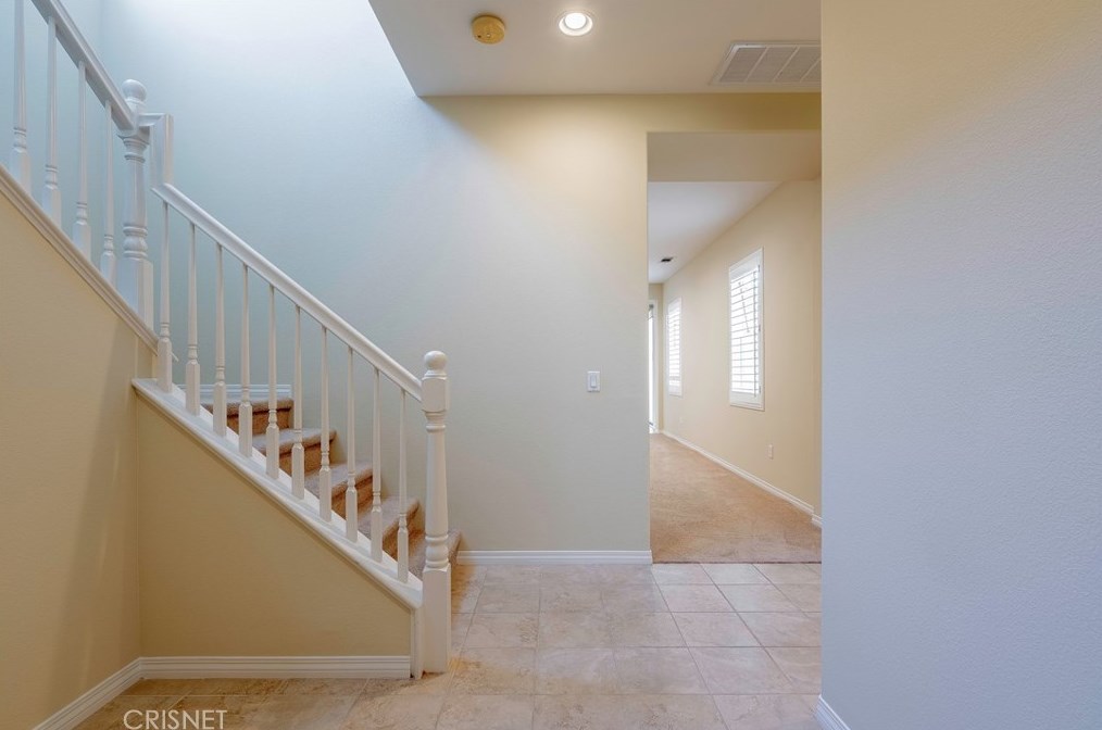 534 Owens River Dr, Oxnard, CA 93036