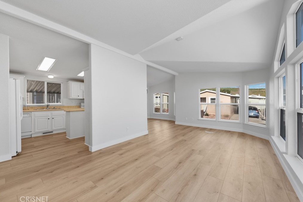 195 Tierra Rejada Rd #125, Simi Valley, CA 93065