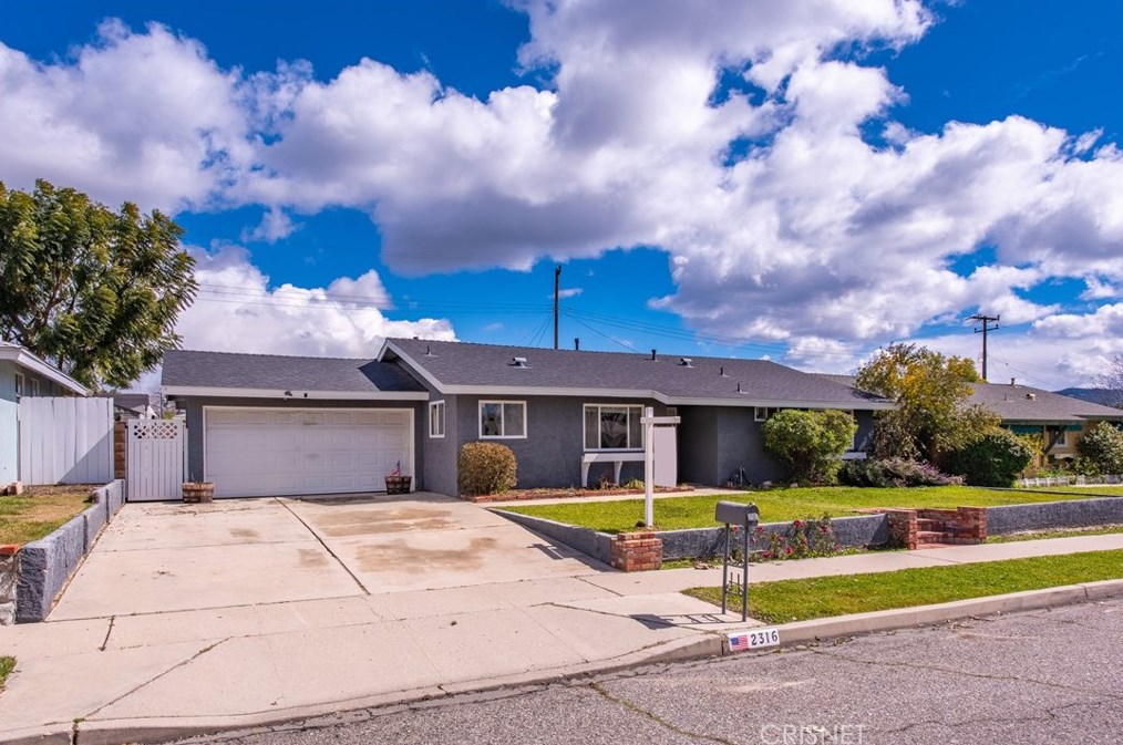 2316 Heather St, Simi Valley, CA 93065