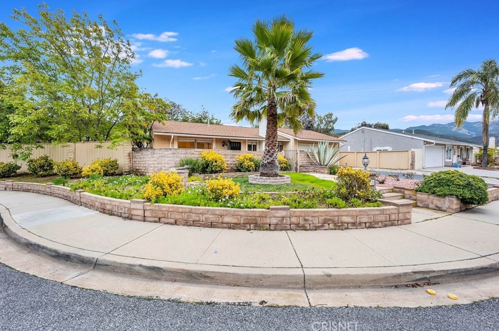 520 Wilshire Pl, Thousand Oaks, CA 91320-5141
