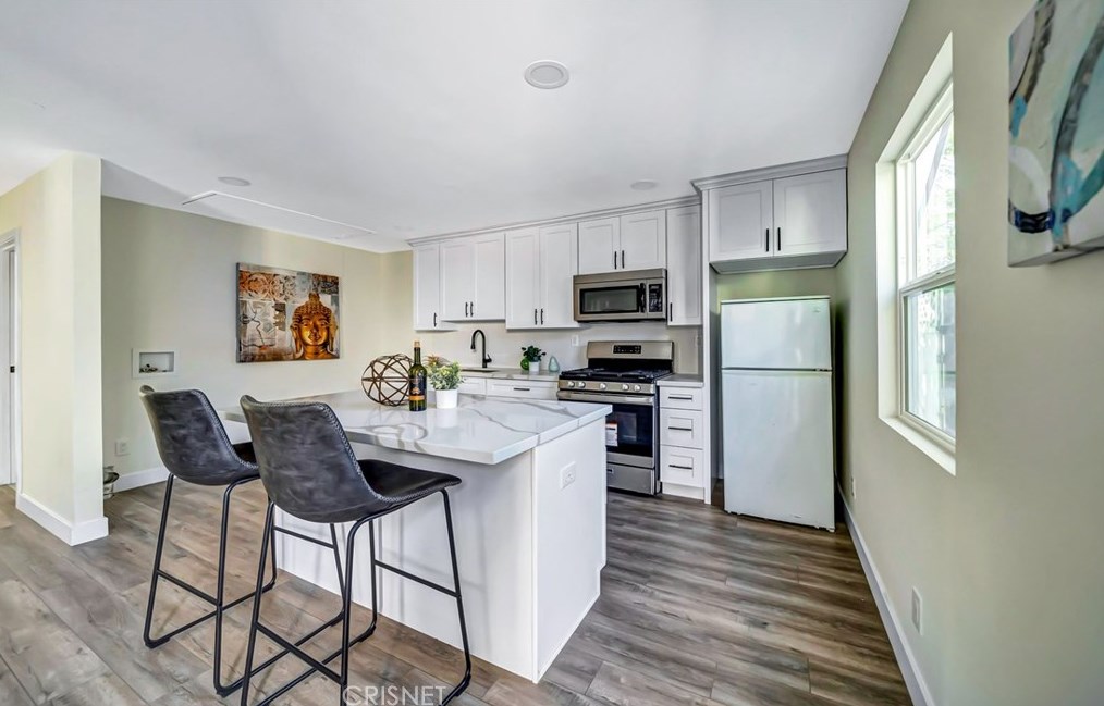 10745 Tabor St, Los Angeles CA  90034-5511 exterior