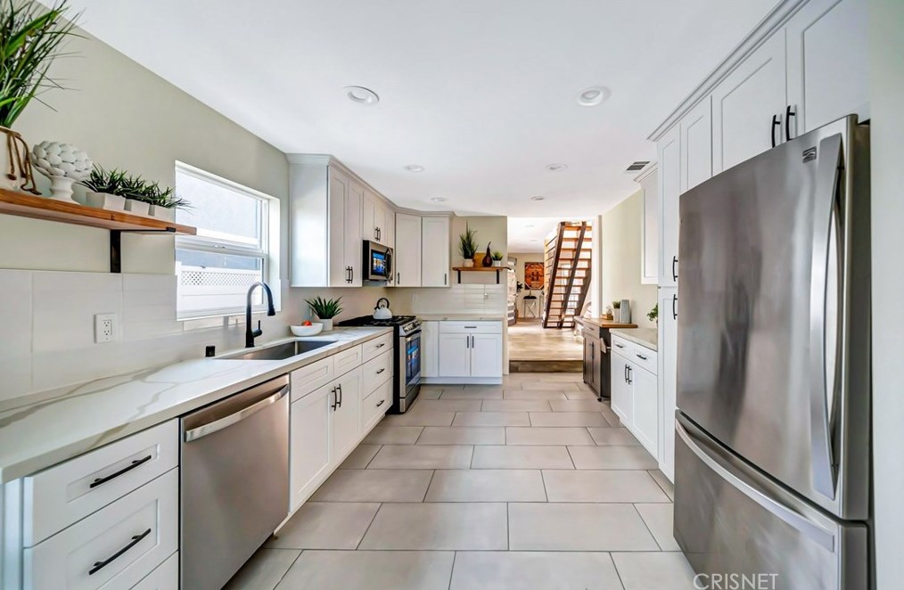 10745 Tabor St, Los Angeles CA  90034-5511 exterior