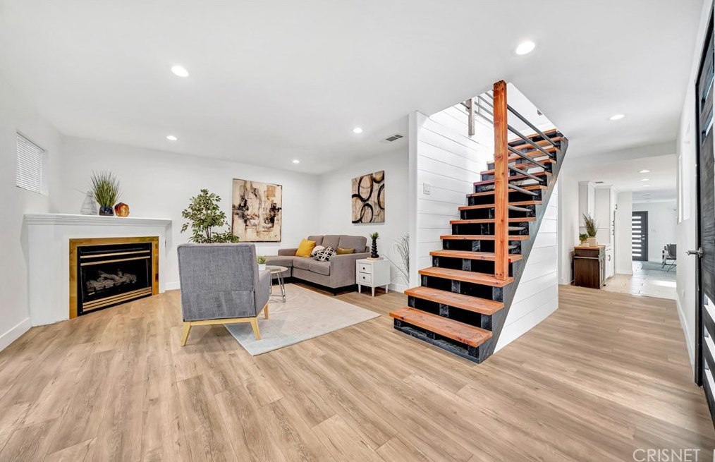 10745 Tabor St, Los Angeles CA  90034-5511 exterior