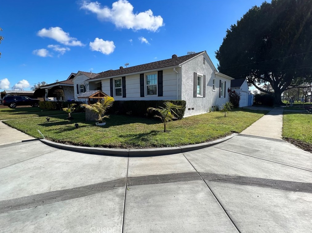 10918 Newville Ave, Downey, CA 90241