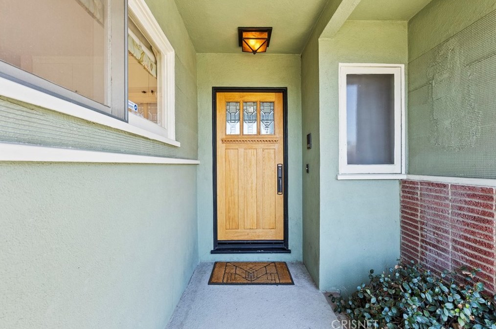6219 Tunney Ave, Los Angeles, CA 91335-6566