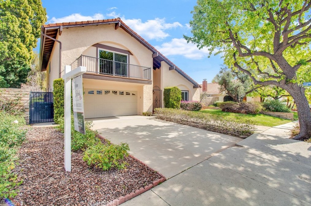 10570 Deering Ave, Chatsworth, CA 91311-2232