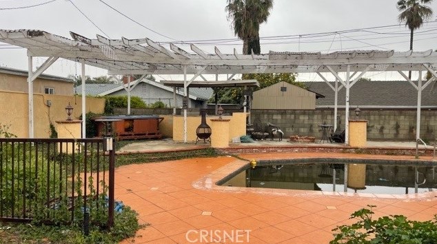 226 Meyer St, San Fernando, CA 91340-2622