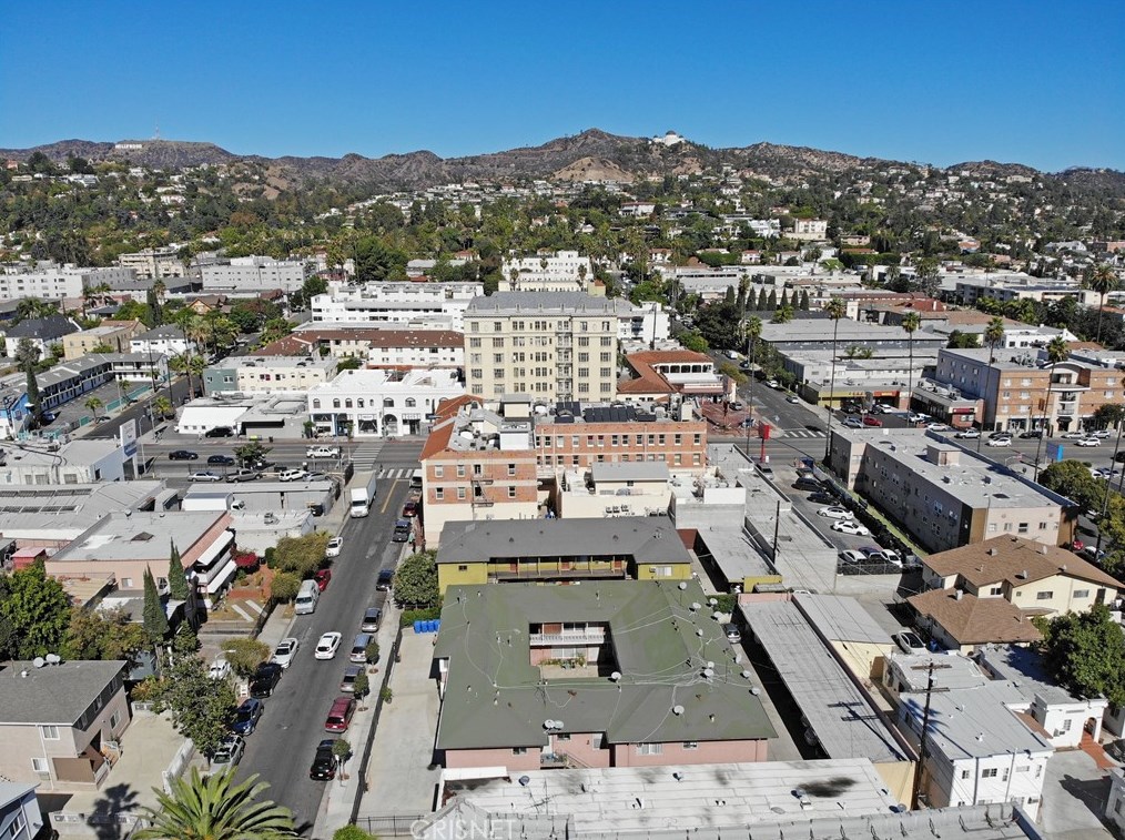 1646 Harvard, Los Angeles CA  90047-4232 exterior