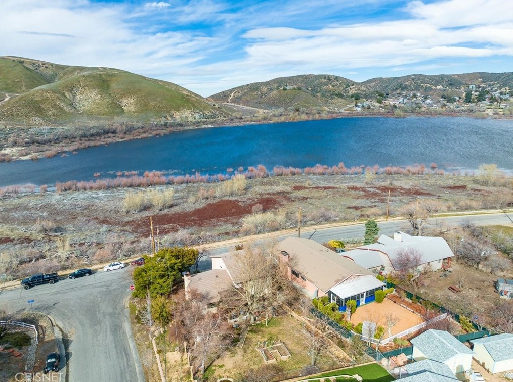 15240 Sandrock Dr, Leona Valley, CA 93532