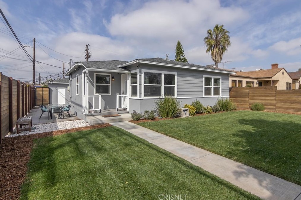 5415 Auckland Ave, North Hollywood, CA 91601-2911
