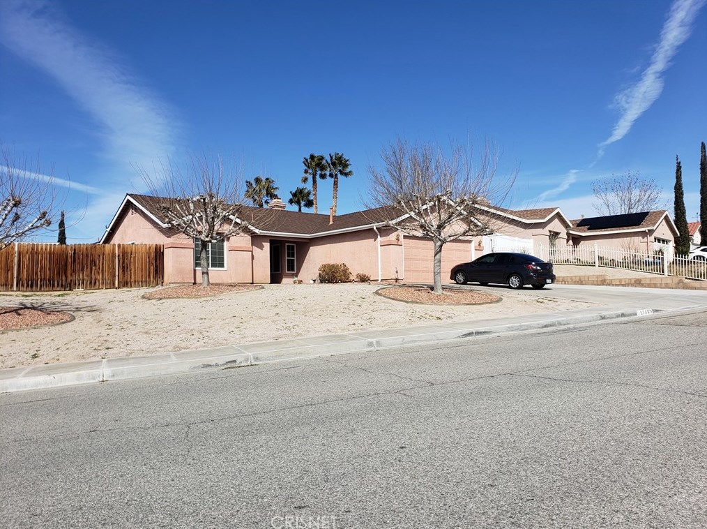 3749 Scherer Dr, Tropico Village, CA 93560