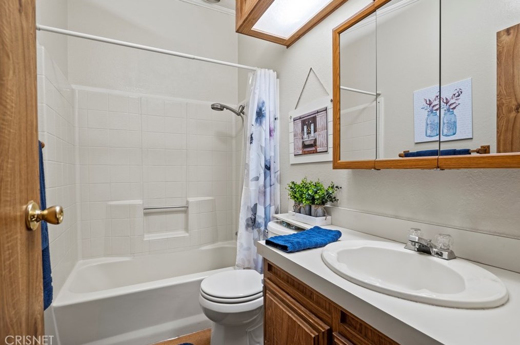 32501 Crown Vly Rd, Acton CA  93510-2619 exterior