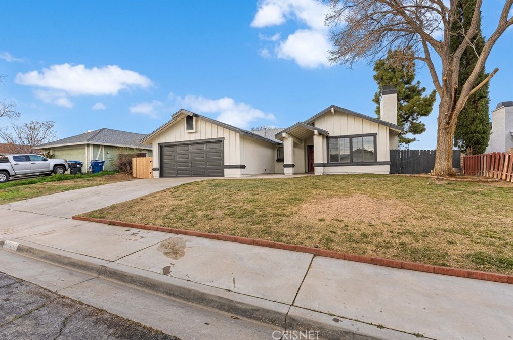 1717 Avenue, Palmdale, CA 93551-0022