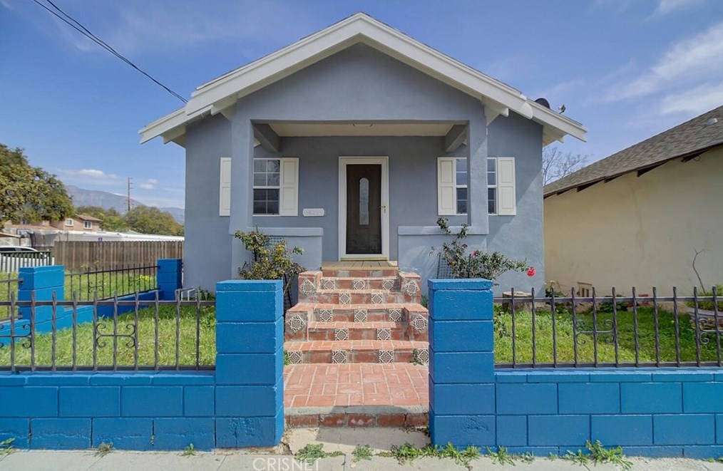 411 N Oak St, Santa Paula, CA 93060