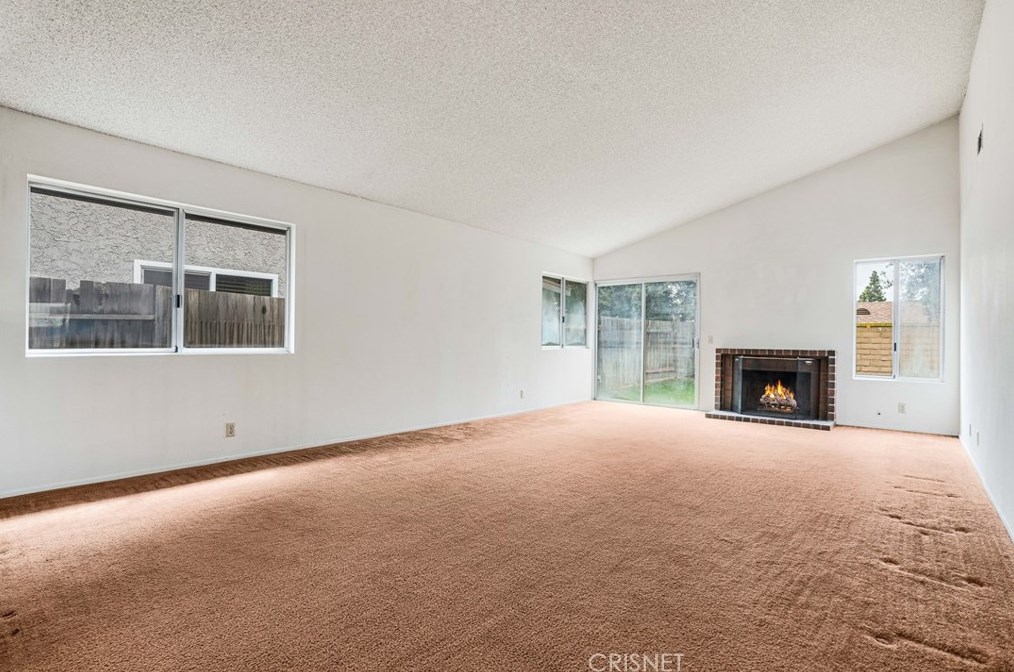 857 Calle Canon, Camarillo, CA 93012-7165