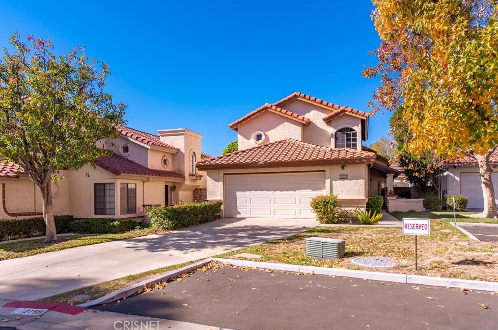 2759 Simi Hills Ln, Simi Valley, CA 93063
