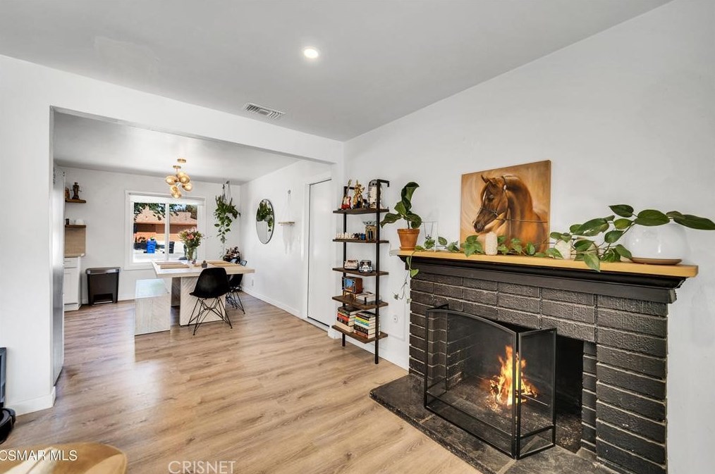 2863 Calle Quebracho, Thousand Oaks CA  91360-4509 exterior