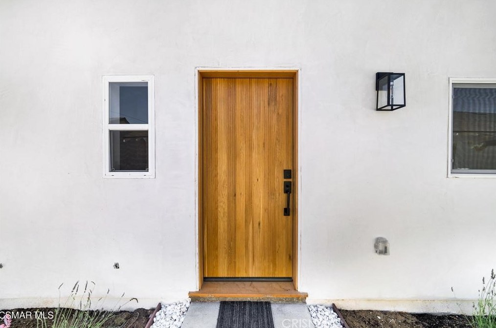 2863 Calle Quebracho, Thousand Oaks CA  91360-4509 exterior