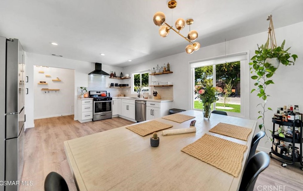 2863 Calle Quebracho, Thousand Oaks CA  91360-4509 exterior