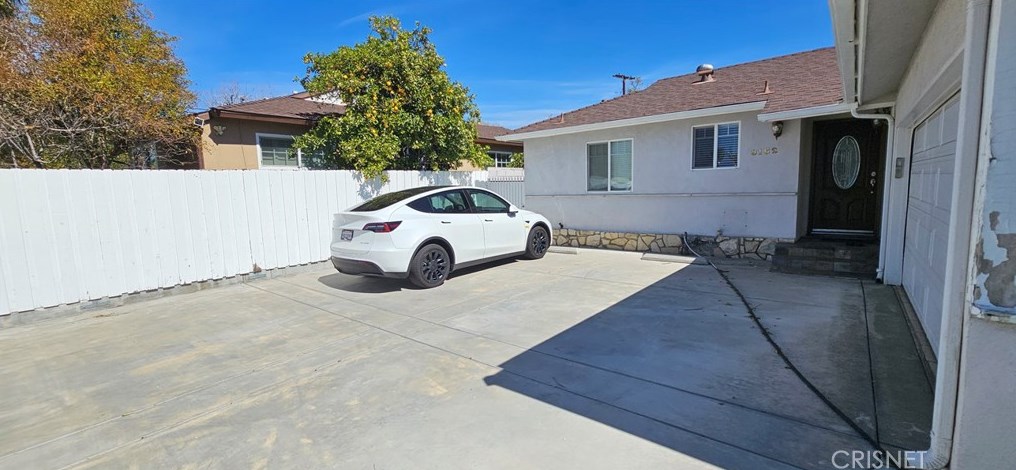 8162 Van Noord Ave, North Hollywood, CA 91605