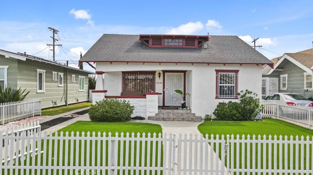 2014 43rd St, Los Angeles, CA 90062-1451