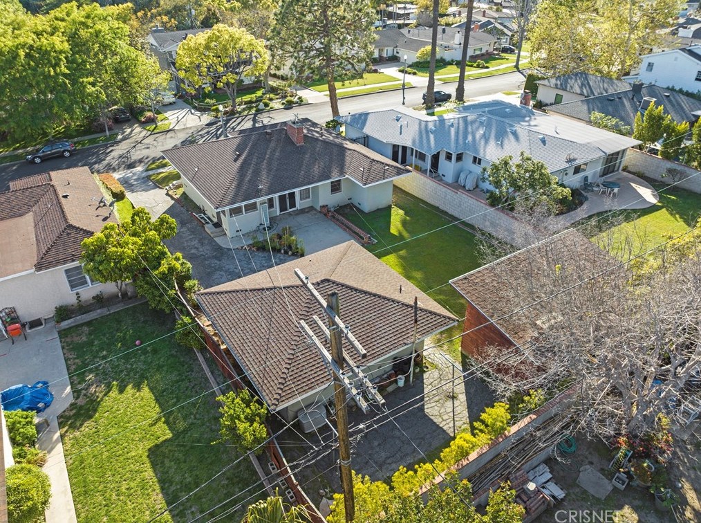 5809 75th St, Los Angeles, CA 90045-1706
