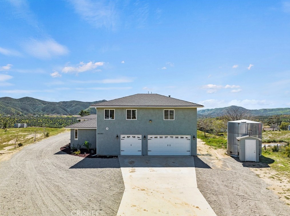 34393 Lavery Canyon Rd, Santa Clarita, CA 91390