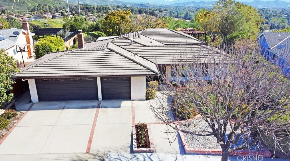 984 Calle Pinata, Thousand Oaks, CA 91360-6116