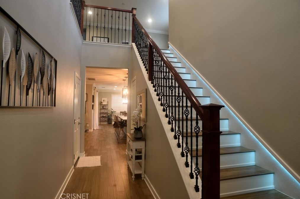 29085 Sterling Ln, Santa Clarita, CA 91354