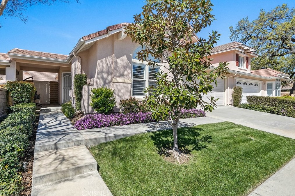 2037 Freesia Ave, Simi Valley, CA 93063