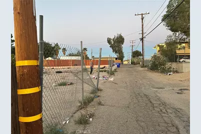 226 E Fredricks Street, Barstow, CA 92311 - Photo 26