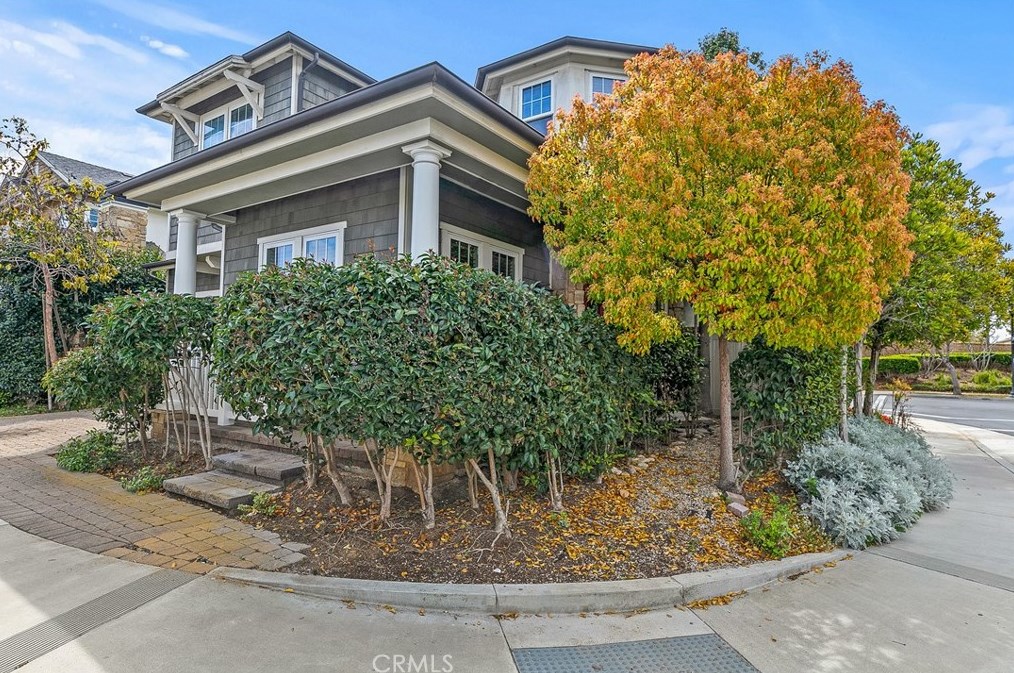 4592 Wellfleet Dr, Huntington Beach, CA 92649
