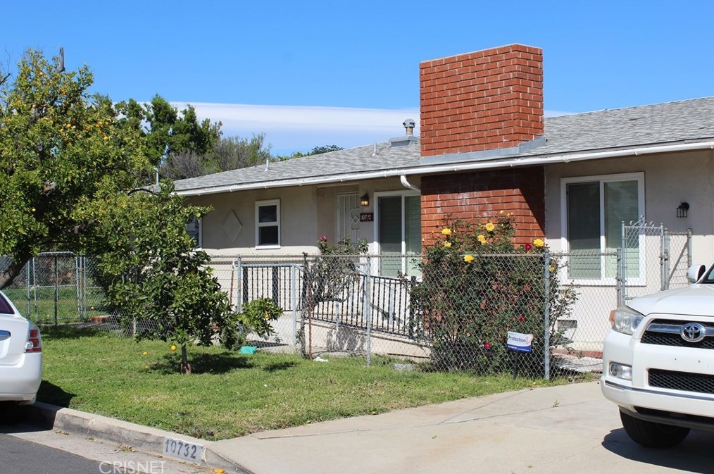 10732 Andasol Ave, San Fernando, CA 91344-4735
