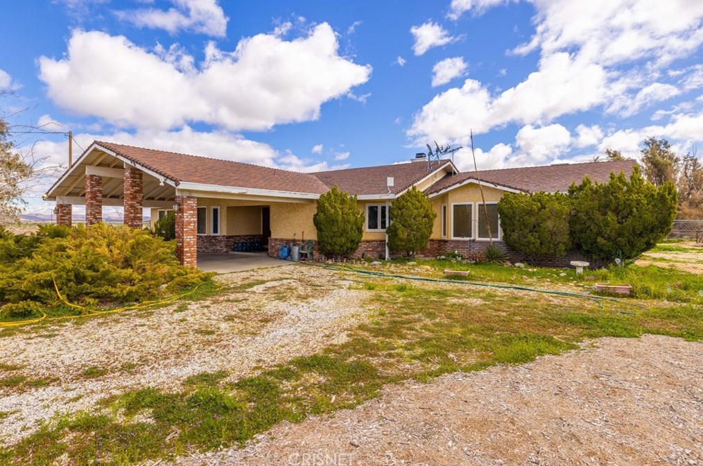 50240 90th St W, Lancaster, CA 93536