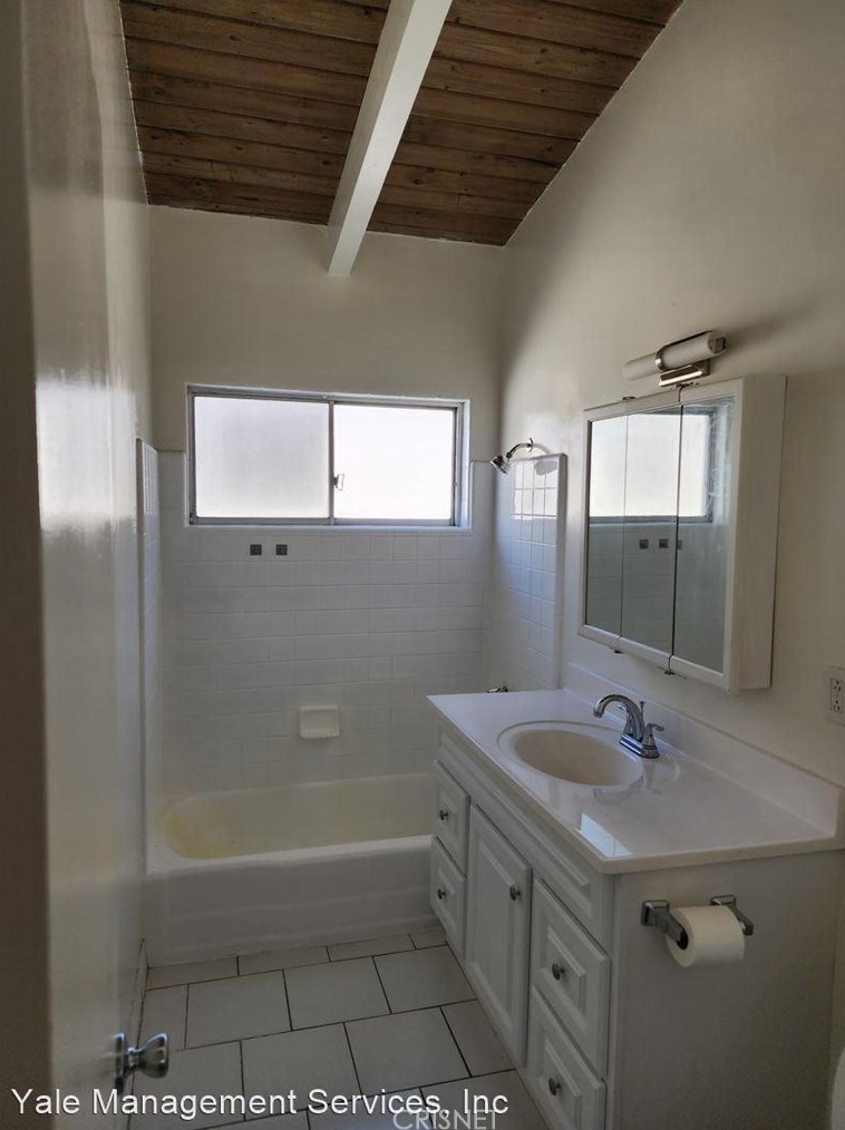 6124 Alcott St #5, Los Angeles, CA 90035