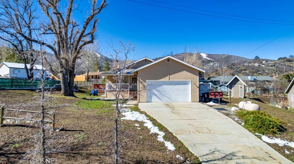 18330 Basil Dr, Tehachapi, CA 93561