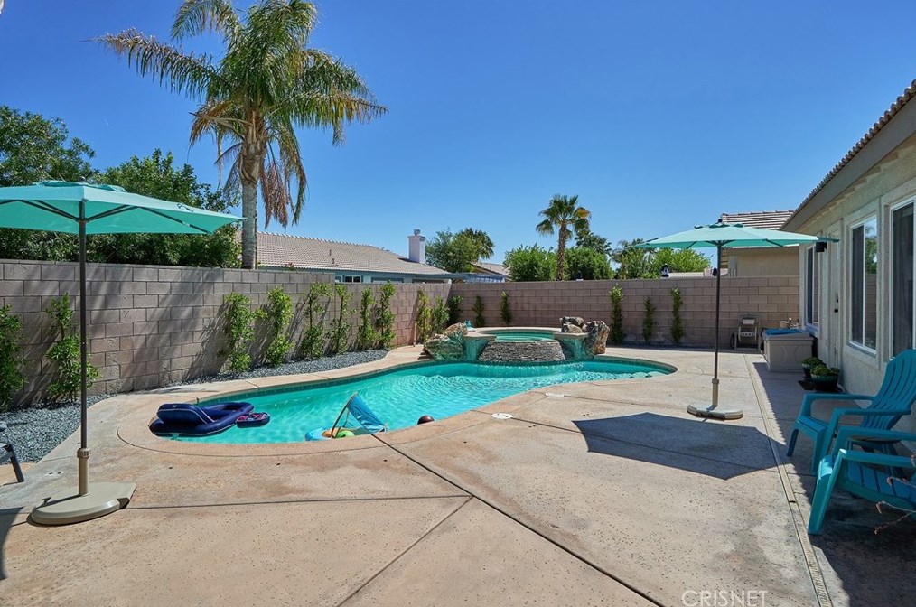 45540 Coldbrook Ln, La Quinta CA  92253-4182 exterior
