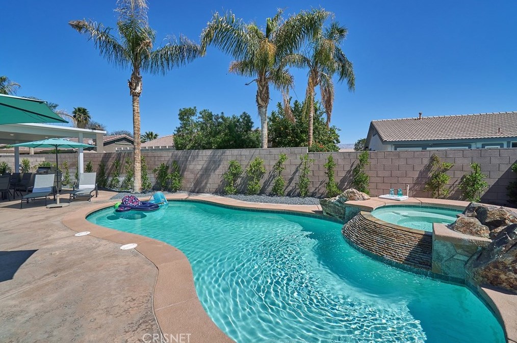 45540 Coldbrook Ln, La Quinta CA  92253-4182 exterior