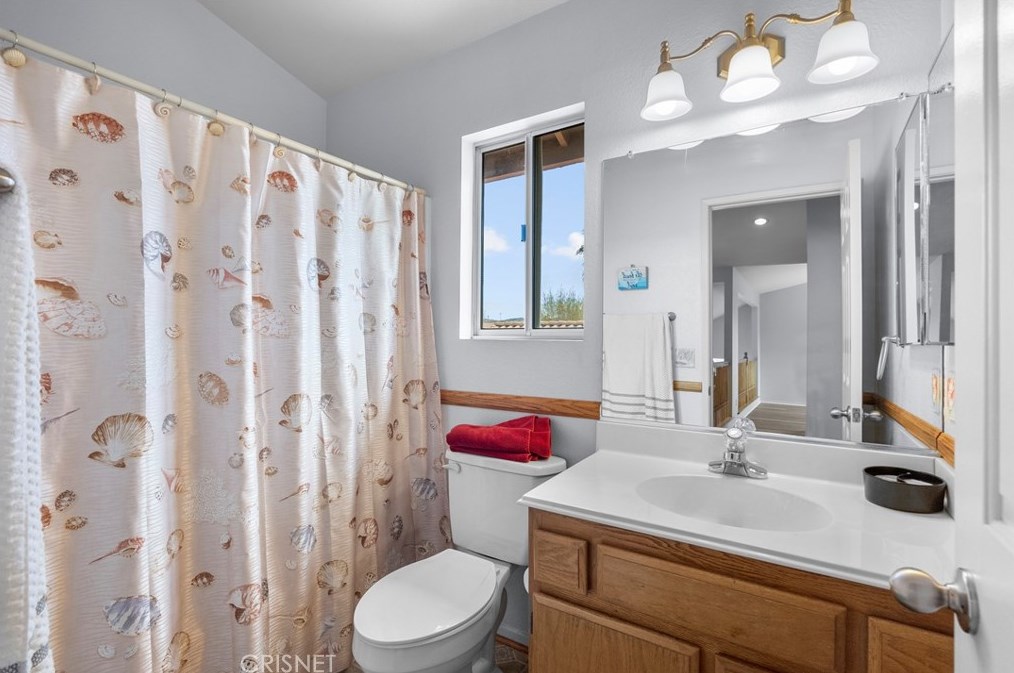39909 Tesoro Ln, Palmdale CA  93551-4860 exterior