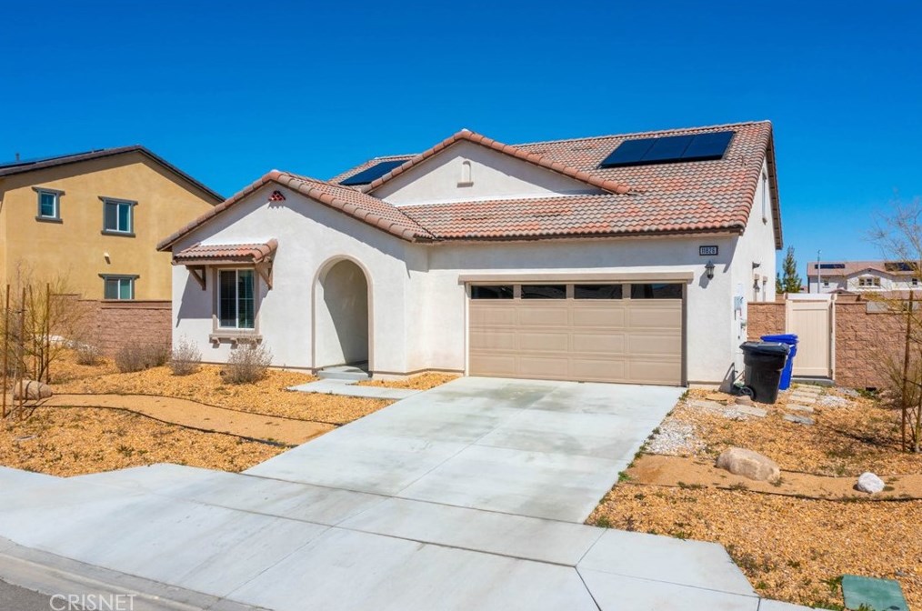 11826 Sierra Rd, Victorville, CA 92392