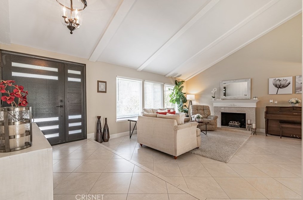 6314 Capricorn Ave, Calabasas, CA 91301