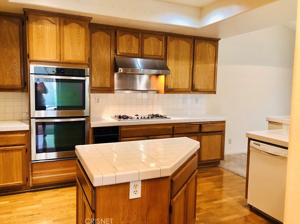 32230 Camino Canyon Rd, Acton CA  93510-2445 exterior