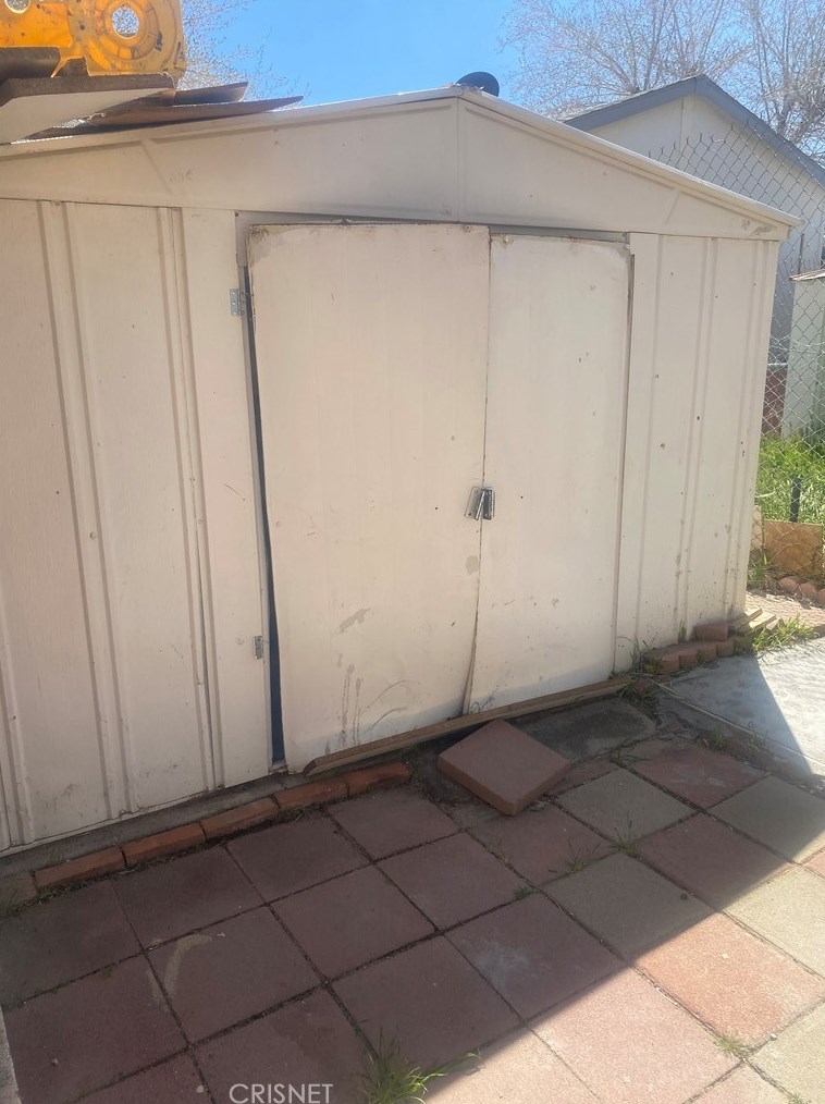 3255 Avenue, Palmdale CA  93550-5647 exterior