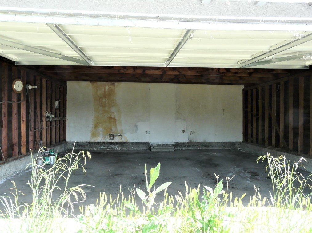 12736 Montford St, Los Angeles CA  91331-1116 exterior