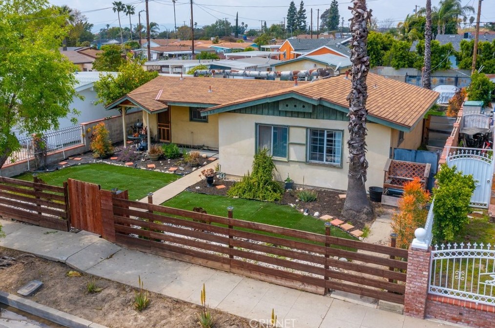 7935 Tujunga Ave, North Hollywood, CA 91605